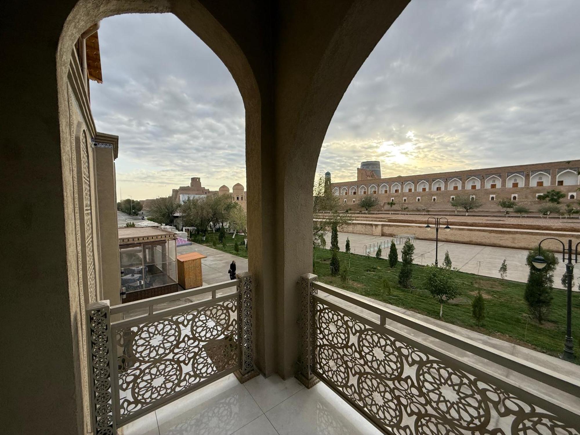 Isakhoja Hotel Khiva Eksteriør bilde